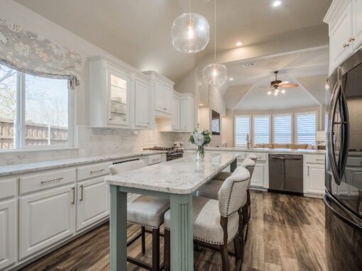 Charming, contemporary kitchen remodel in Bedford, TX with an open island